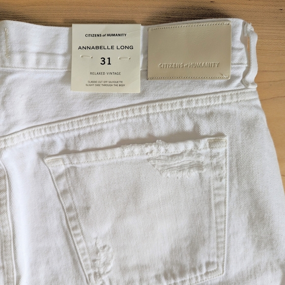 Citizens of Humanity Annabelle Long Relaxed White Denim Shorts - Size 31 - Picture 7 of 8